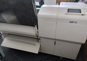 KIP 870 + online-Faltmaschine Fold 2800 inkl. Heftstreifenautomat